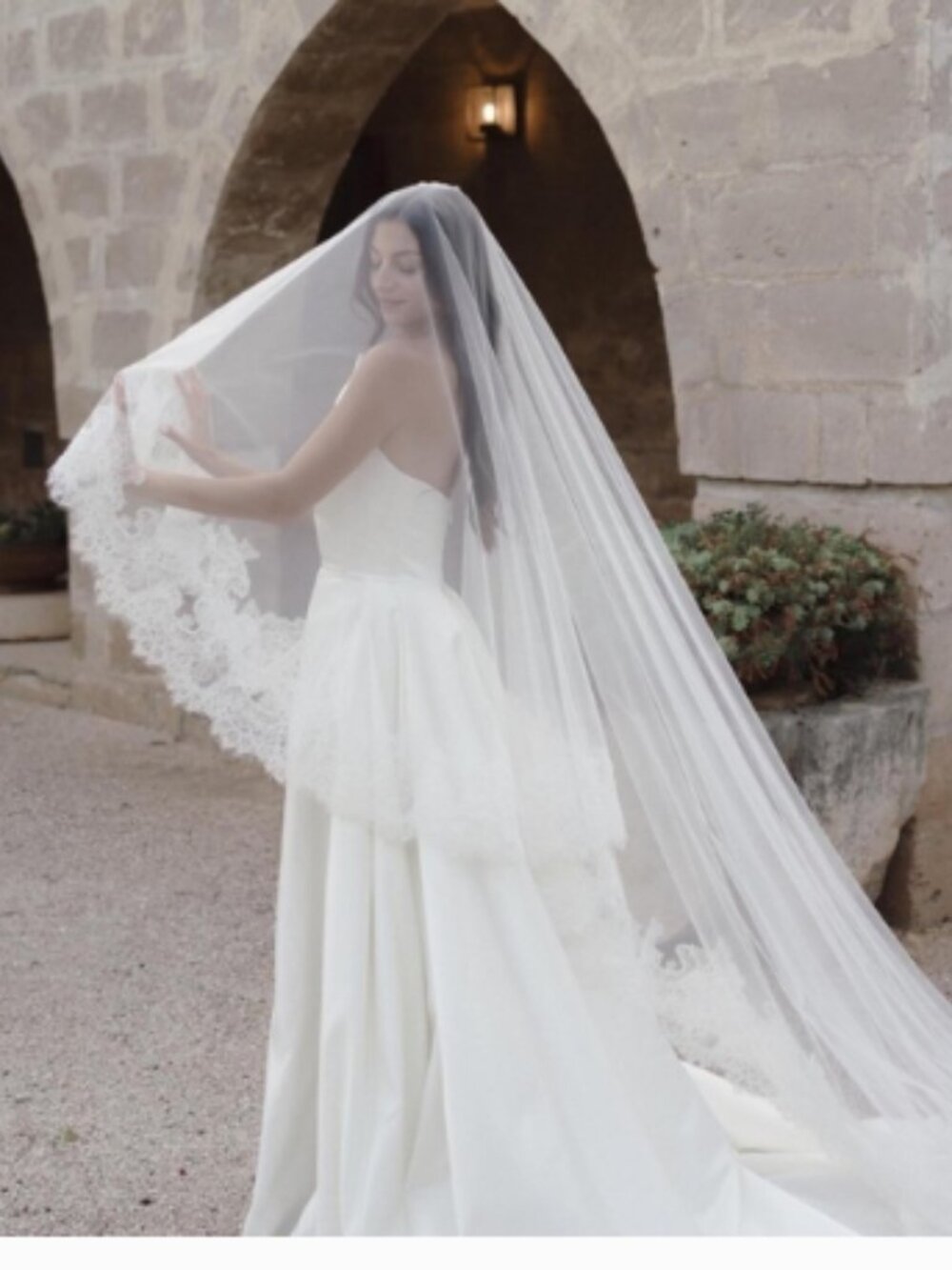 Dreamy Drop Veil Blusher French Chantilly Eyelash Lace Cathedral Wedding Veil